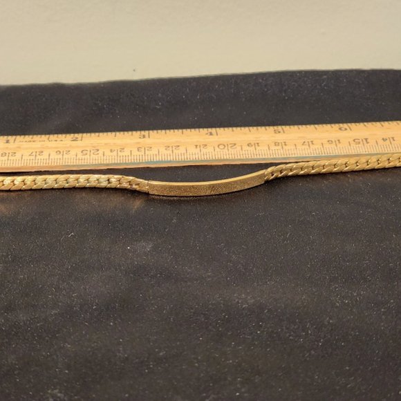 Vintage Avon Gold Tone Metal Chain Bracelet - Picture 4 of 7